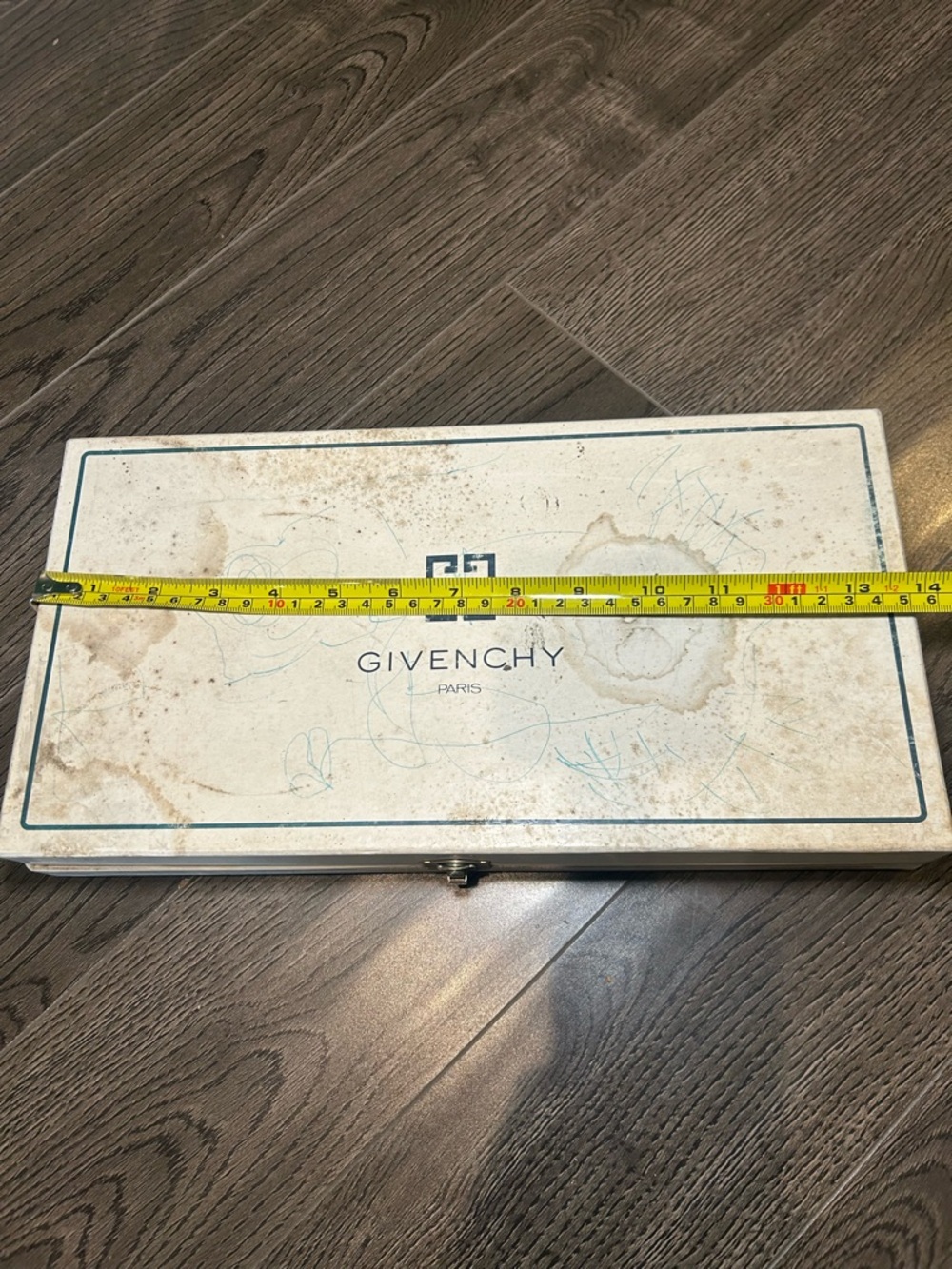 Givenchy Tea Plate Set - Picture 8 of 12